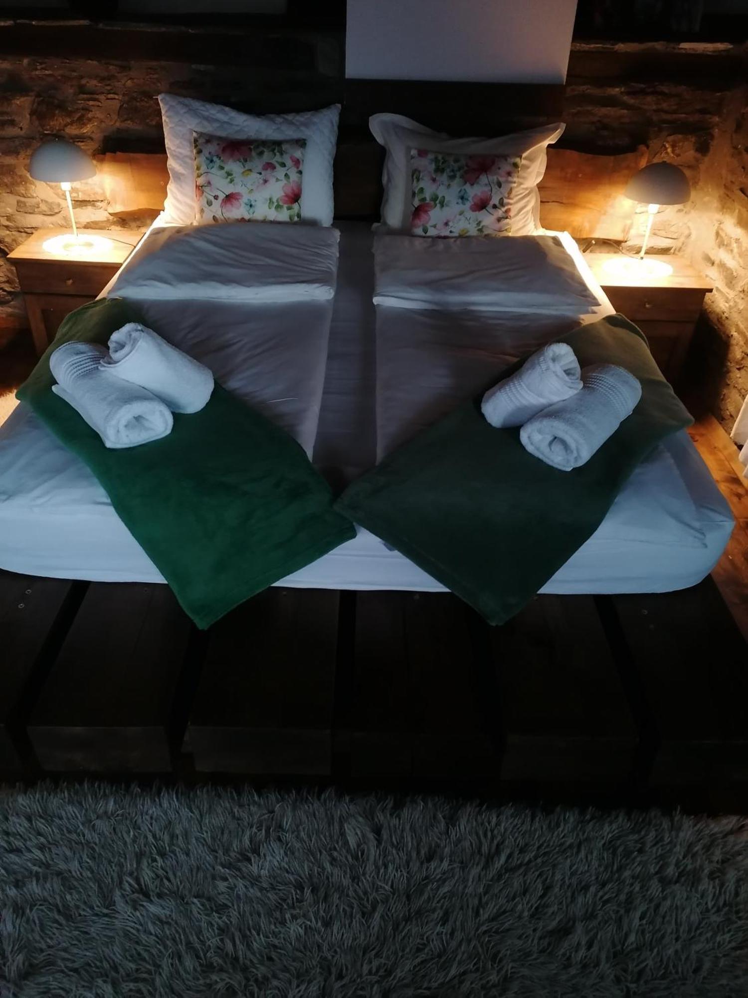 Yancheva Guest House Delchevo Eksteriør billede