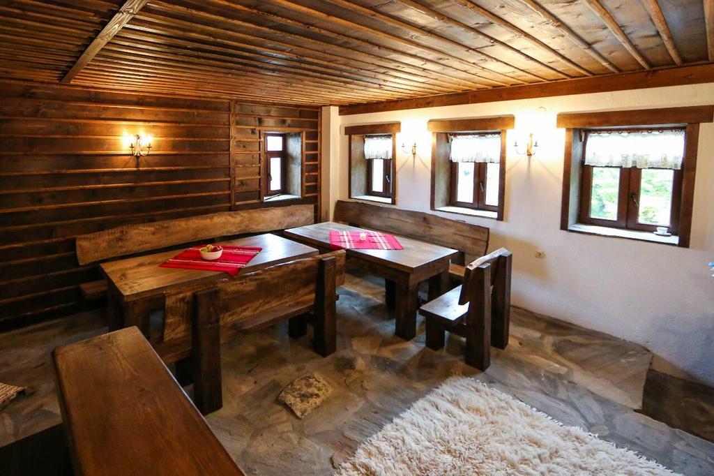 Yancheva Guest House Delchevo Eksteriør billede